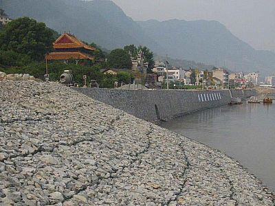 石籠網在大型水利工程上應用